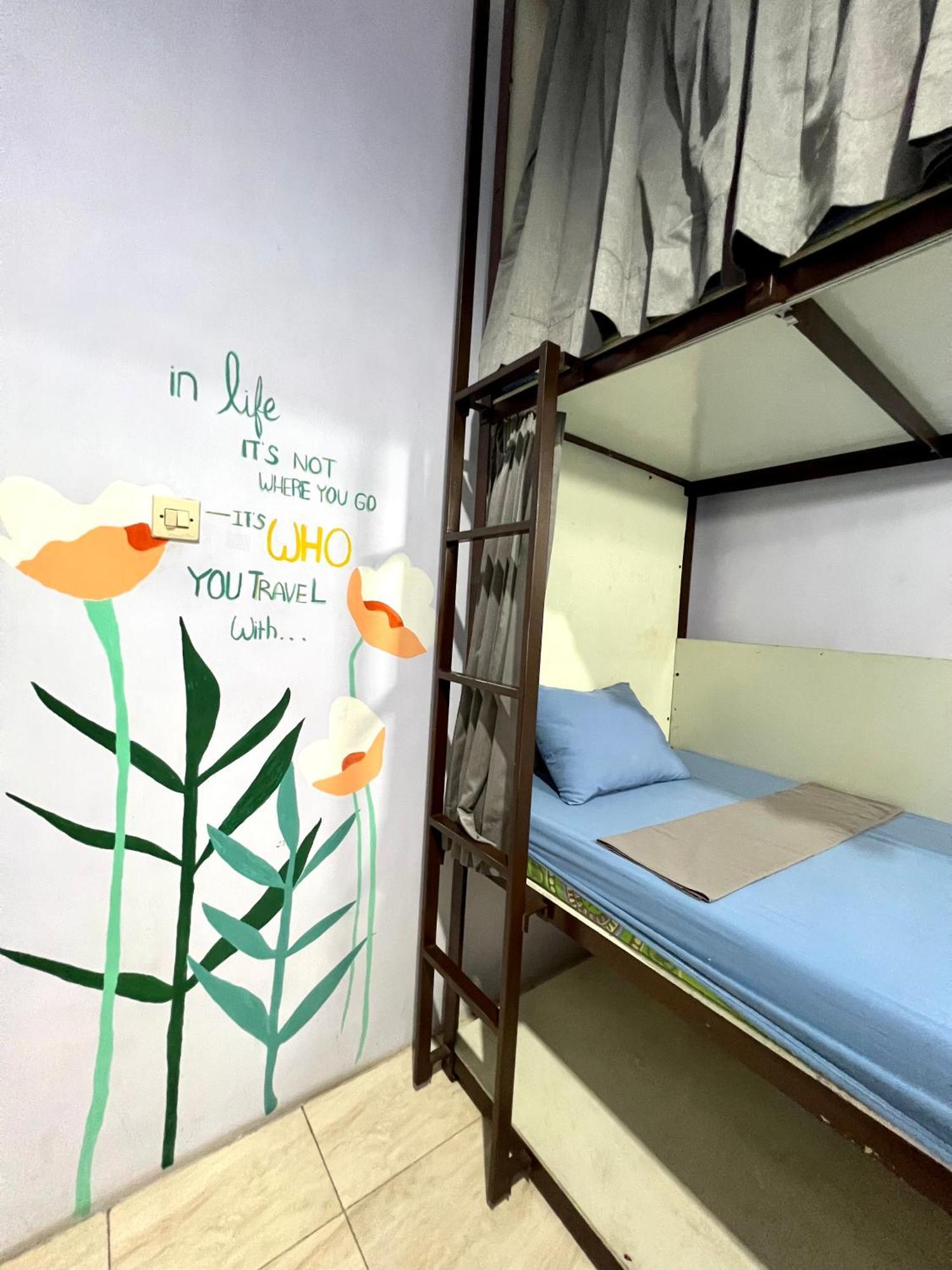 Mador Malang Dorm Hostel Exteriér fotografie