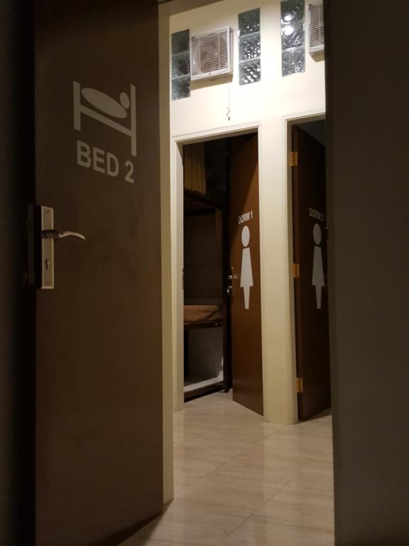 Mador Malang Dorm Hostel Exteriér fotografie
